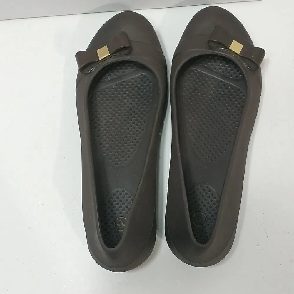 CROCS women brown